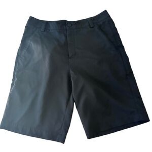 Men’s Puma Golf shorts size 32 color black